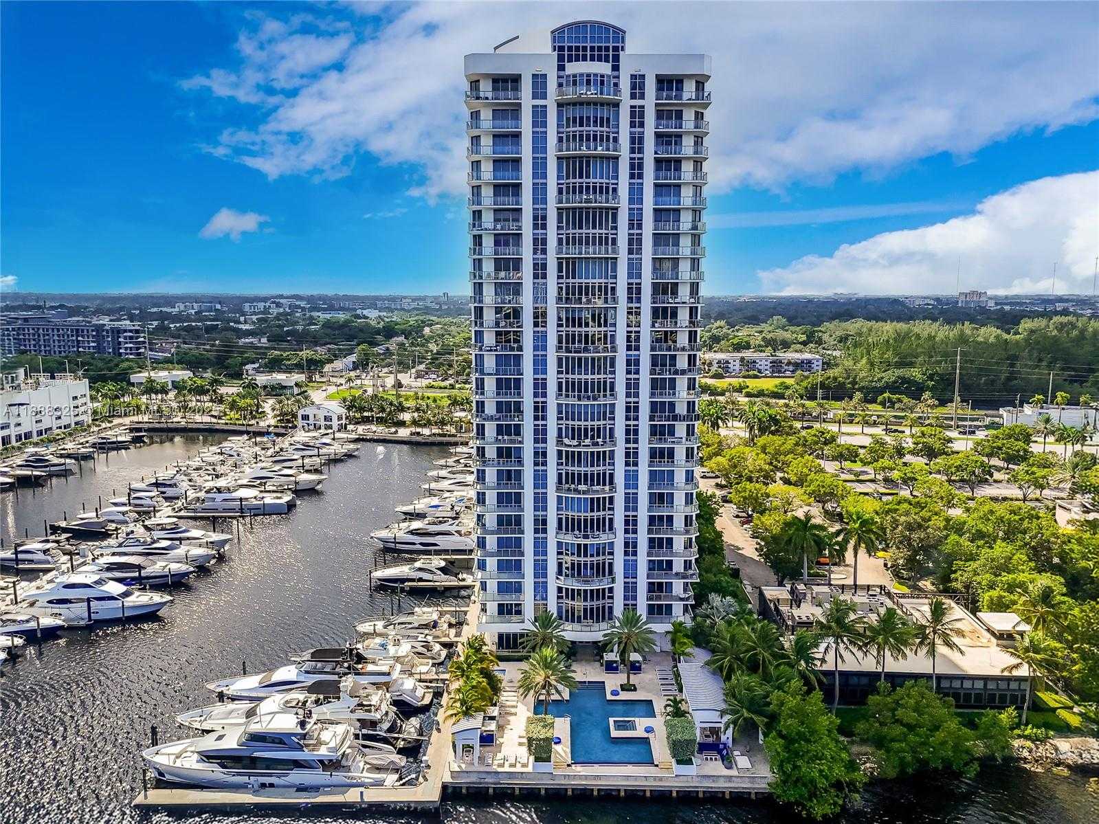Small Image of 17301 BISCAYNE BLVD #501, North Miami Beach Number 36