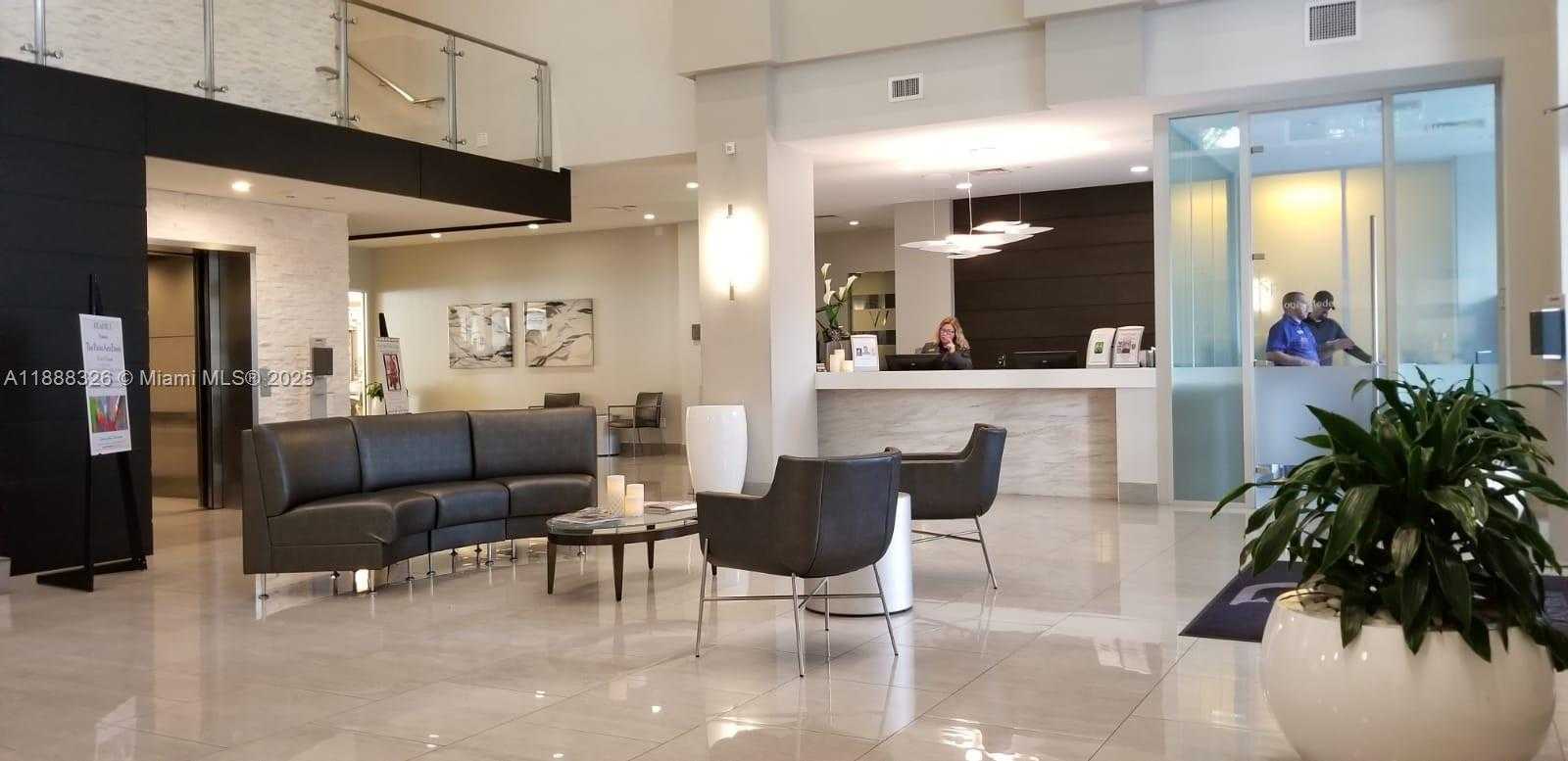 Small Image of 21055 YACHT CLUB DR #606, Aventura Number 18