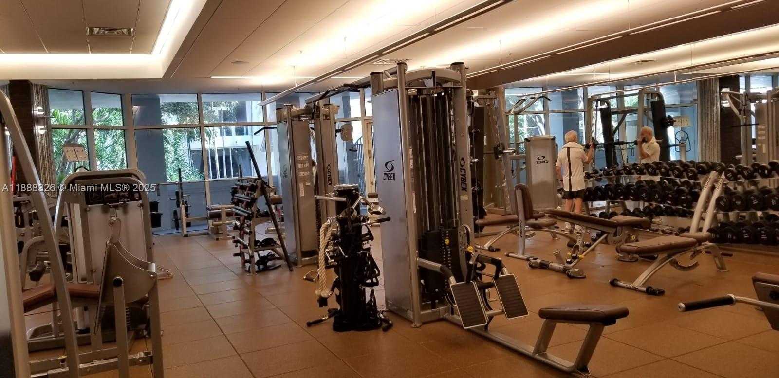 Small Image of 21055 YACHT CLUB DR #606, Aventura Number 24