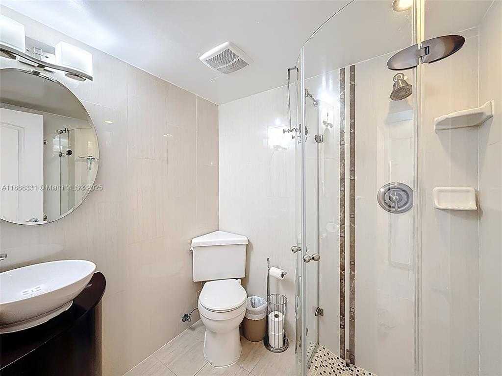 Small Image of 201 178TH DR #315, Sunny Isles Beach Number 21