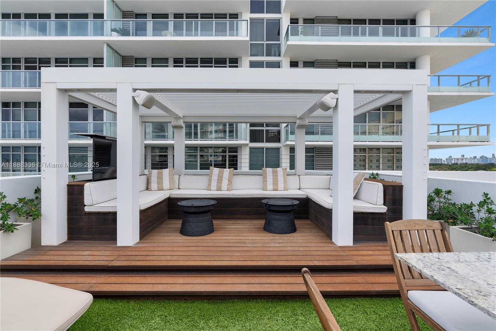 Small Image of 3739 COLLINS AVE #N-605, Miami Beach Number 14