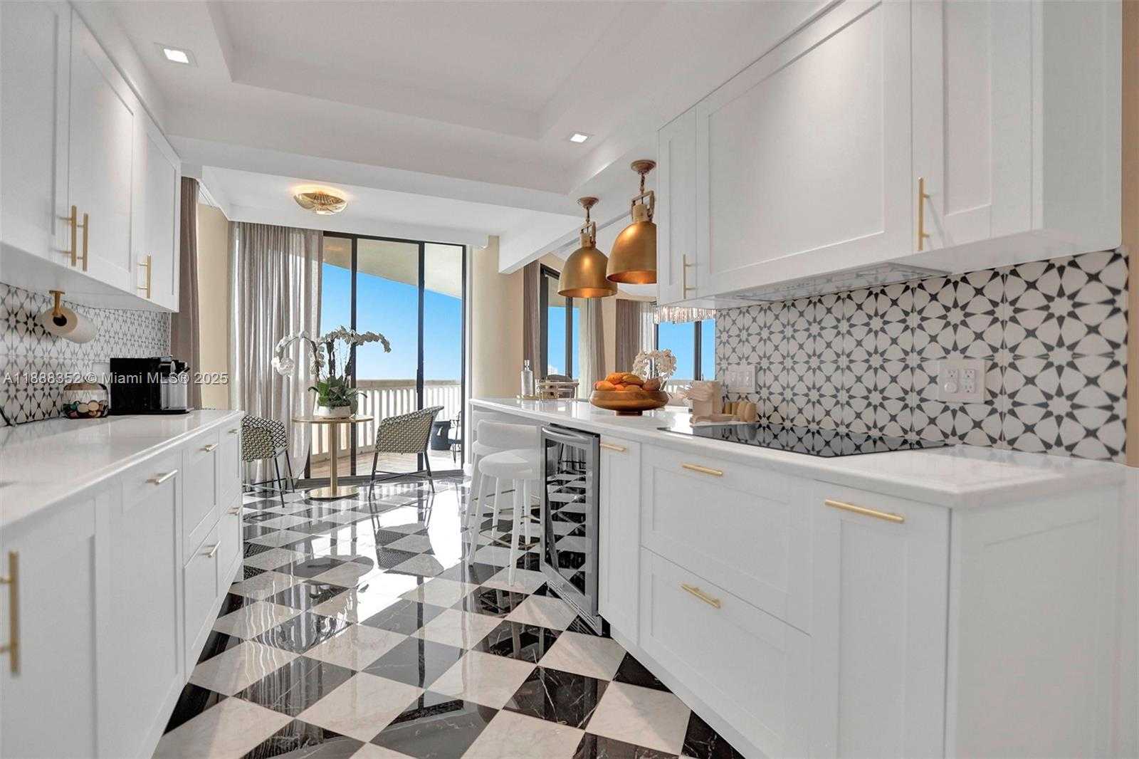 Small Image of 2000 ISLAND BLVD #2207, Aventura Number 15