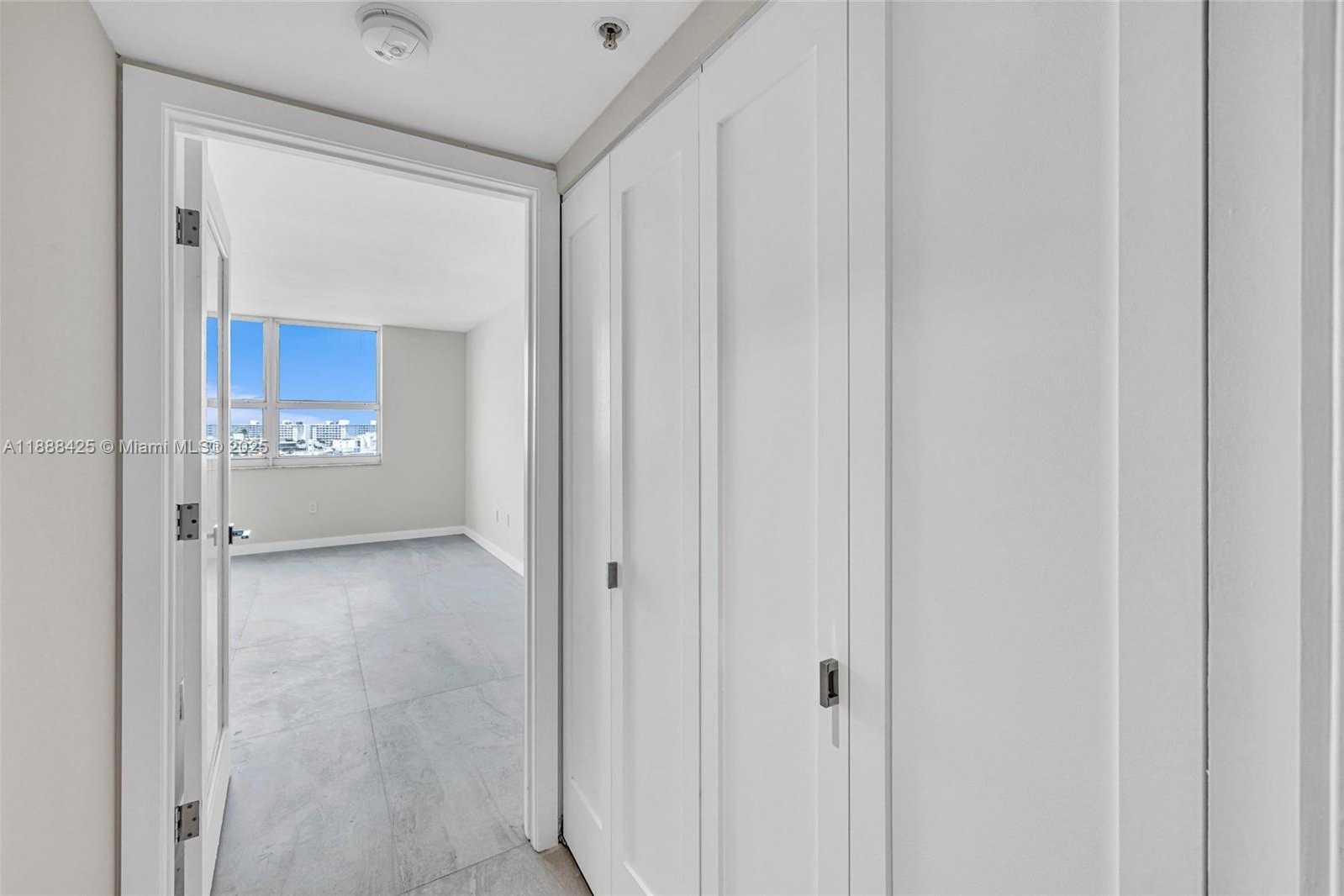 Small Image of 90 ALTON RD #1103, Miami Beach Number 11