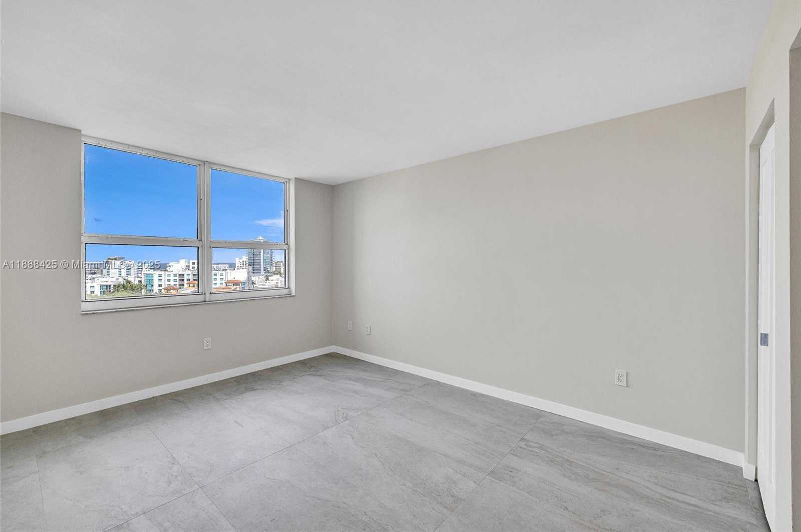 Small Image of 90 ALTON RD #1103, Miami Beach Number 13