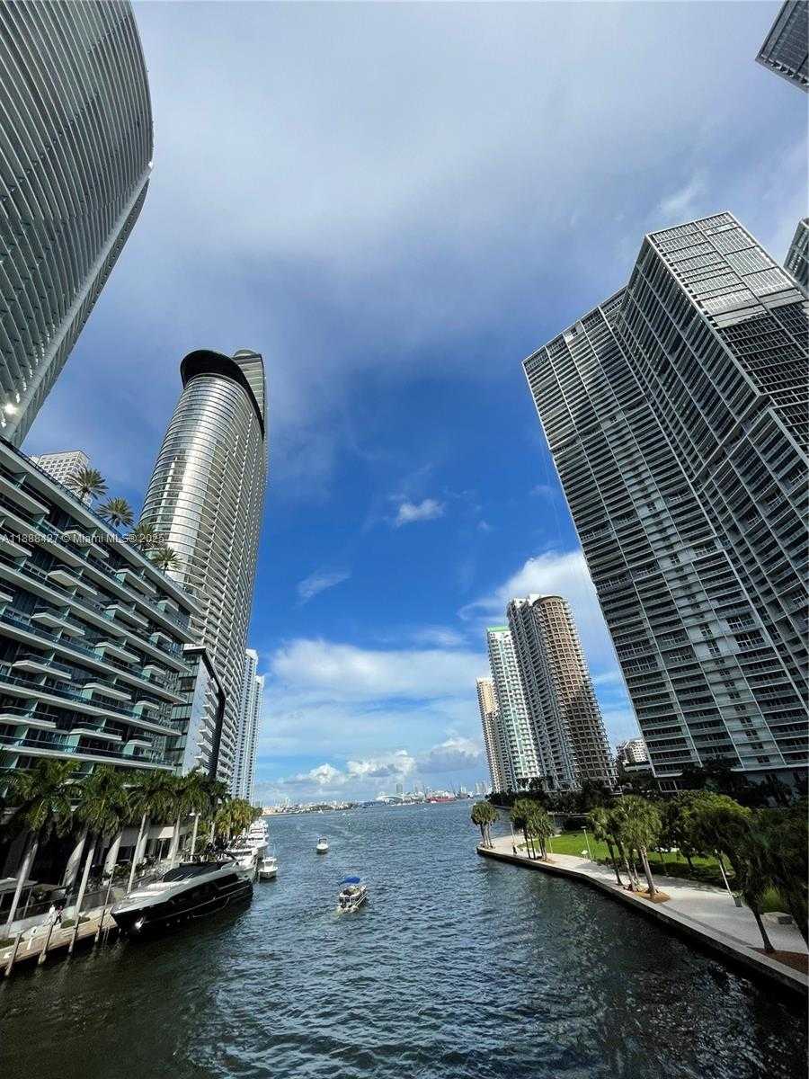 Small Image of 485 BRICKELL AVE #3707, Miami Number 39