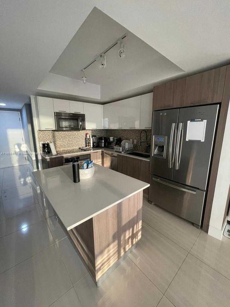 Small Image of 5252 NORTH WEST 85TH AVE #1702, Doral Number 4
