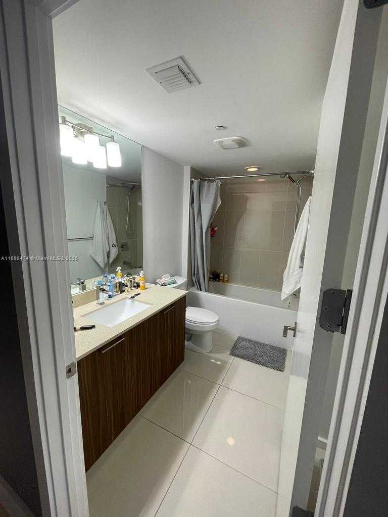 Small Image of 5252 NORTH WEST 85TH AVE #1702, Doral Number 7
