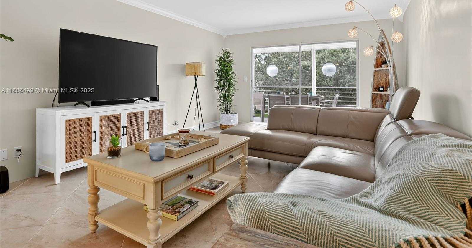 Small Image of 2301 LUCAYA LN #D3, Coconut Creek Number 10