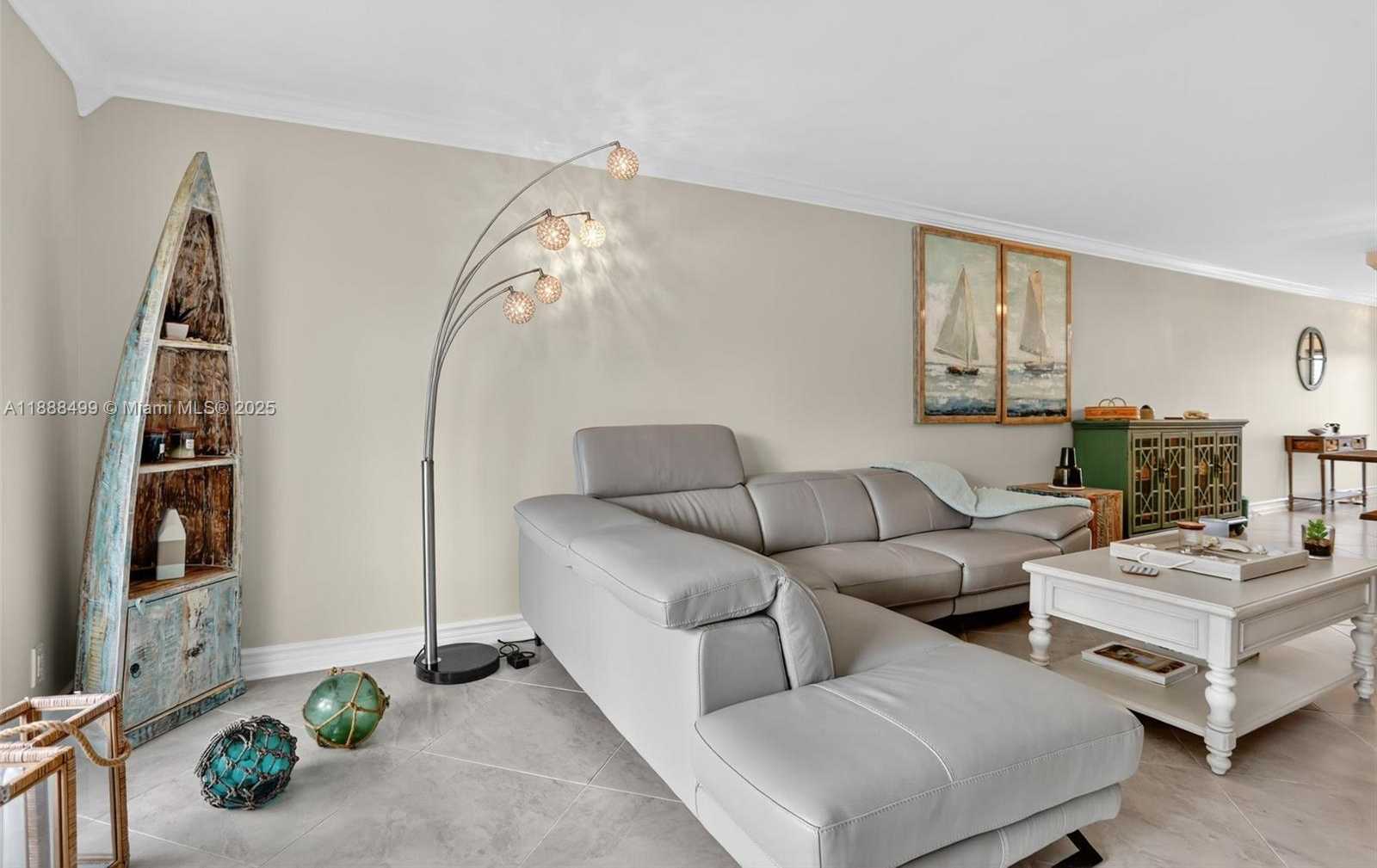 Small Image of 2301 LUCAYA LN #D3, Coconut Creek Number 11