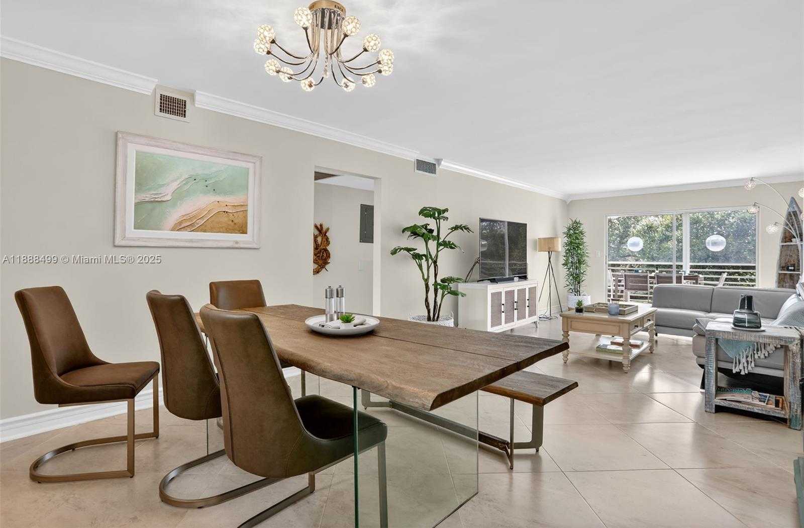 Small Image of 2301 LUCAYA LN #D3, Coconut Creek Number 5