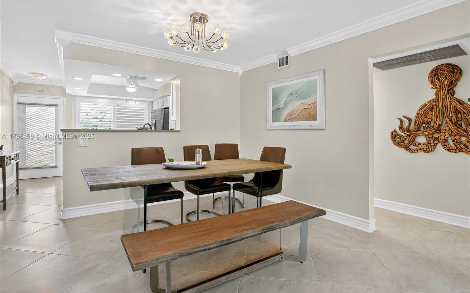 Small Image of 2301 LUCAYA LN #D3, Coconut Creek Number 6