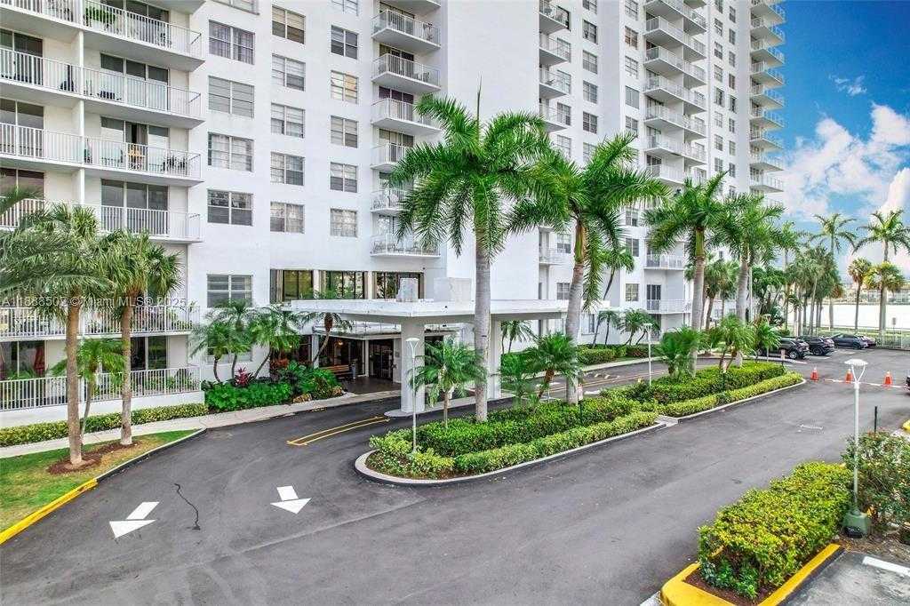 Small Image of 2801 NORTH EAST 183RD ST #1504W, Aventura Number 12