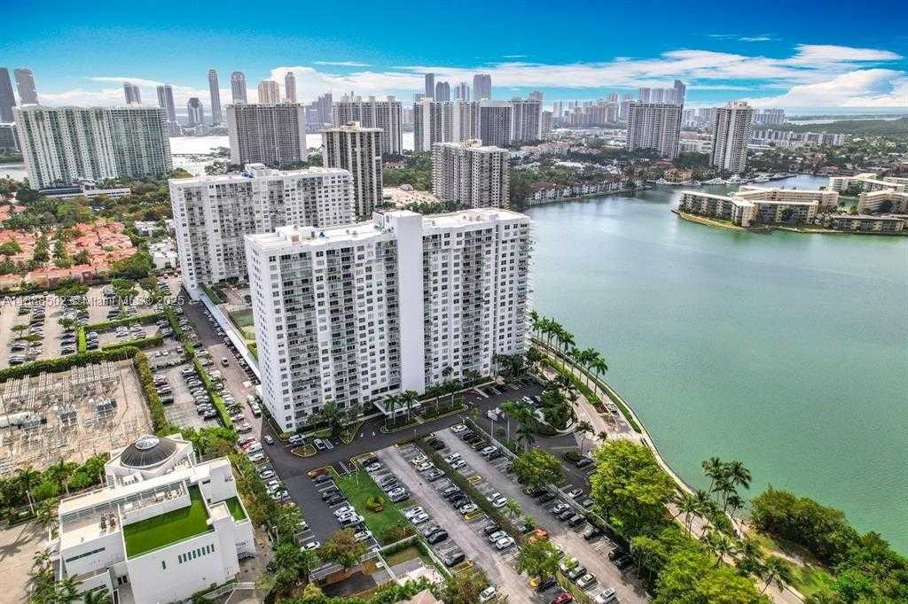 Small Image of 2801 NORTH EAST 183RD ST #1504W, Aventura Number 2