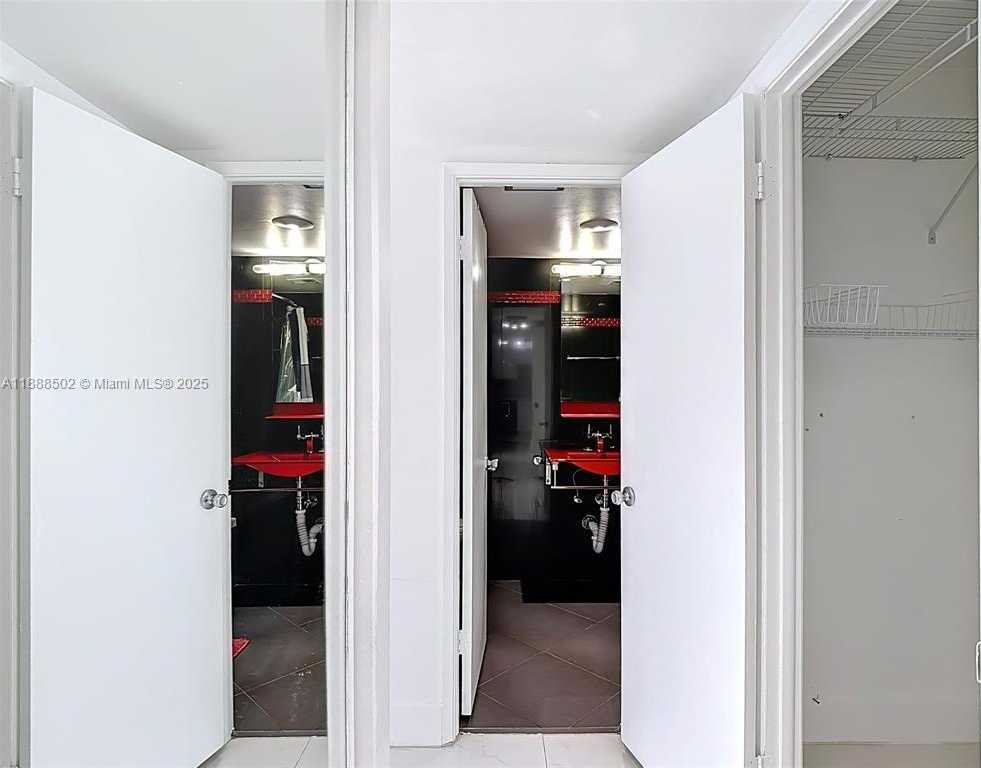 Small Image of 2801 NORTH EAST 183RD ST #1504W, Aventura Number 32