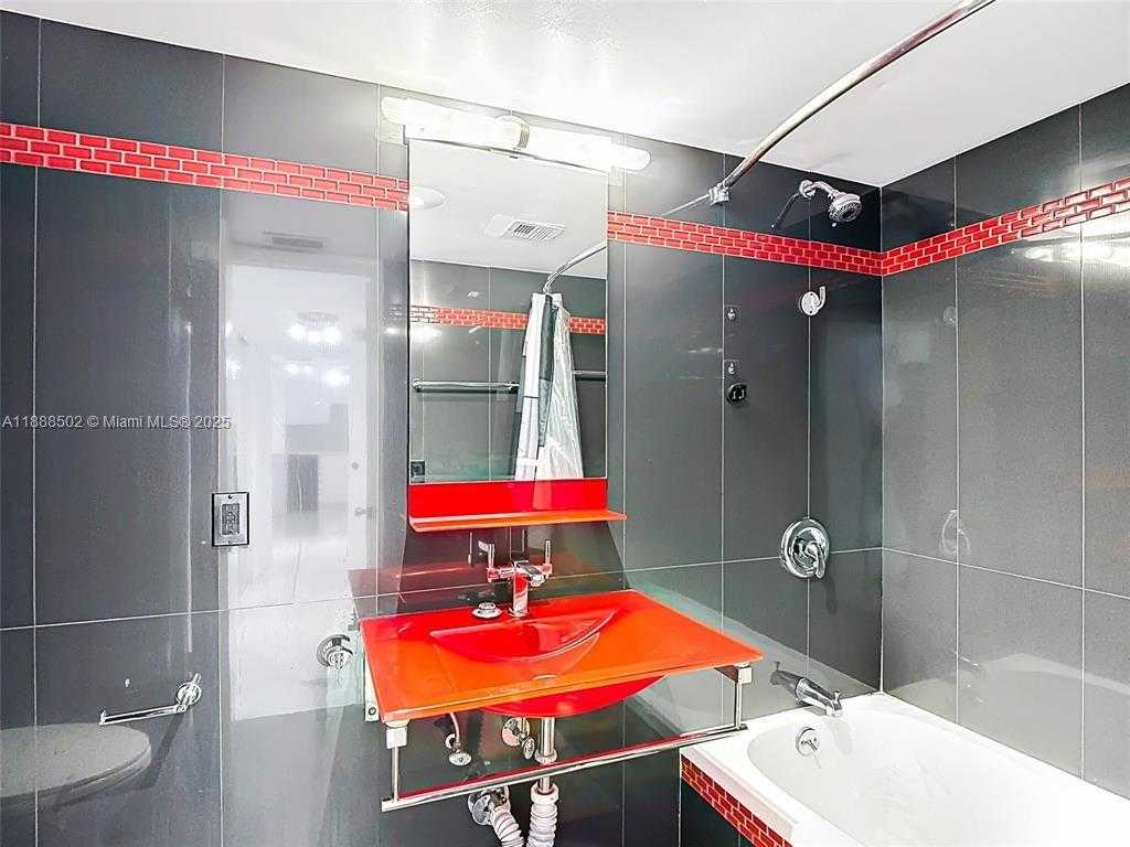 Small Image of 2801 NORTH EAST 183RD ST #1504W, Aventura Number 37