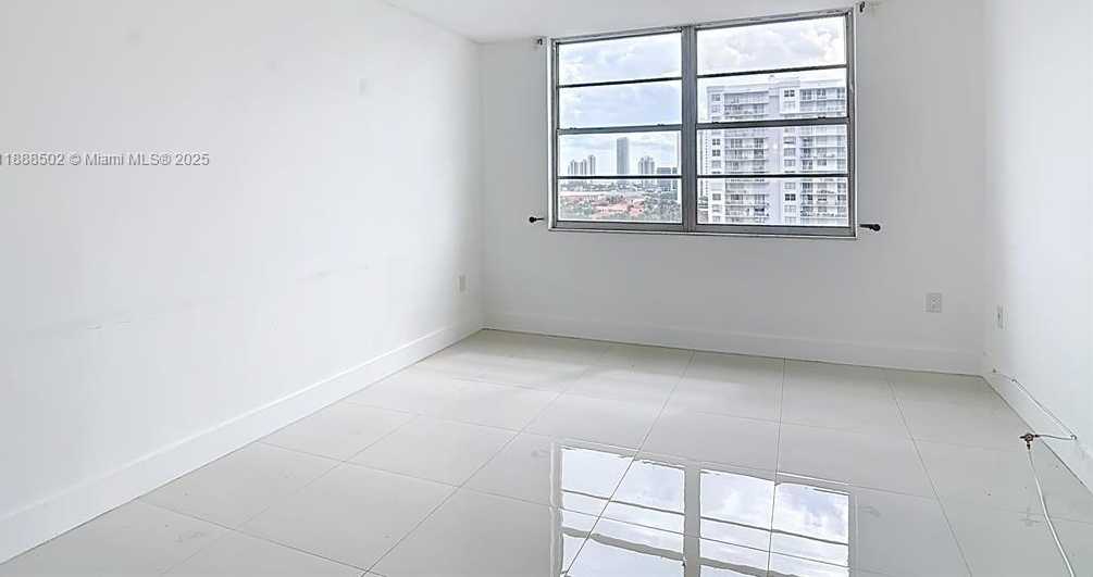 Small Image of 2801 NORTH EAST 183RD ST #1504W, Aventura Number 38