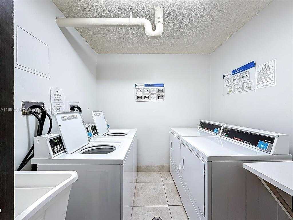 Small Image of 2801 NORTH EAST 183RD ST #1504W, Aventura Number 43
