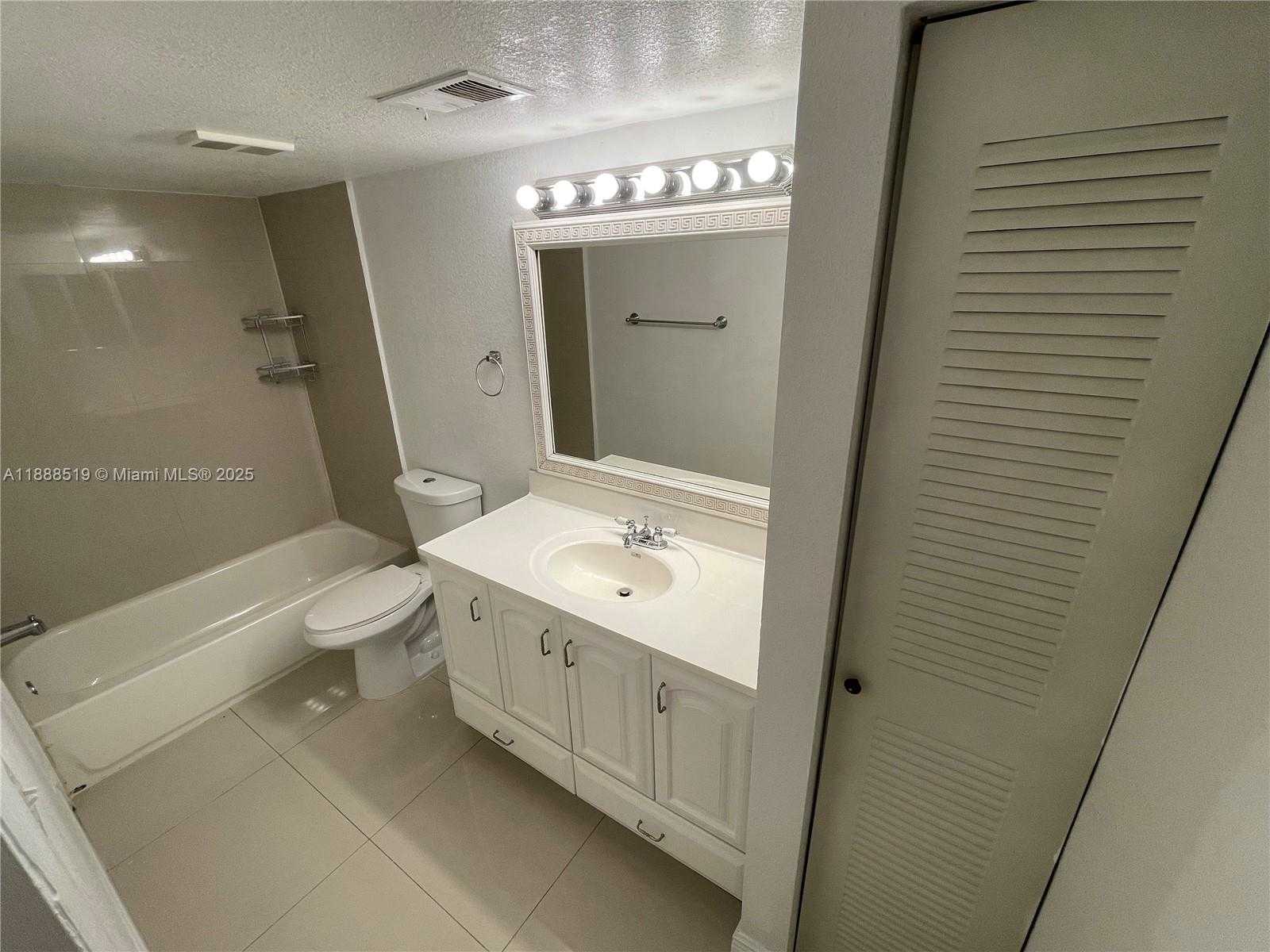 Small Image of 2826 SOUTH UNIVERSITY DR #3101, Davie Number 14