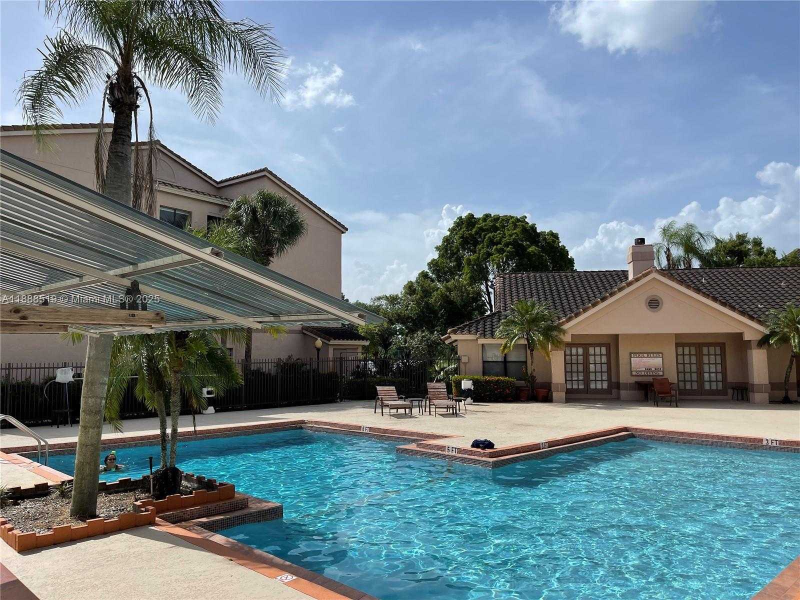 Small Image of 2826 SOUTH UNIVERSITY DR #3101, Davie Number 33