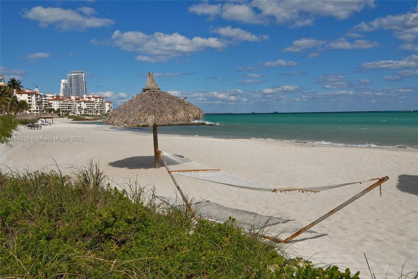 Small Image of 19216 FISHER ISLAND DR #19216, Miami Beach Number 66