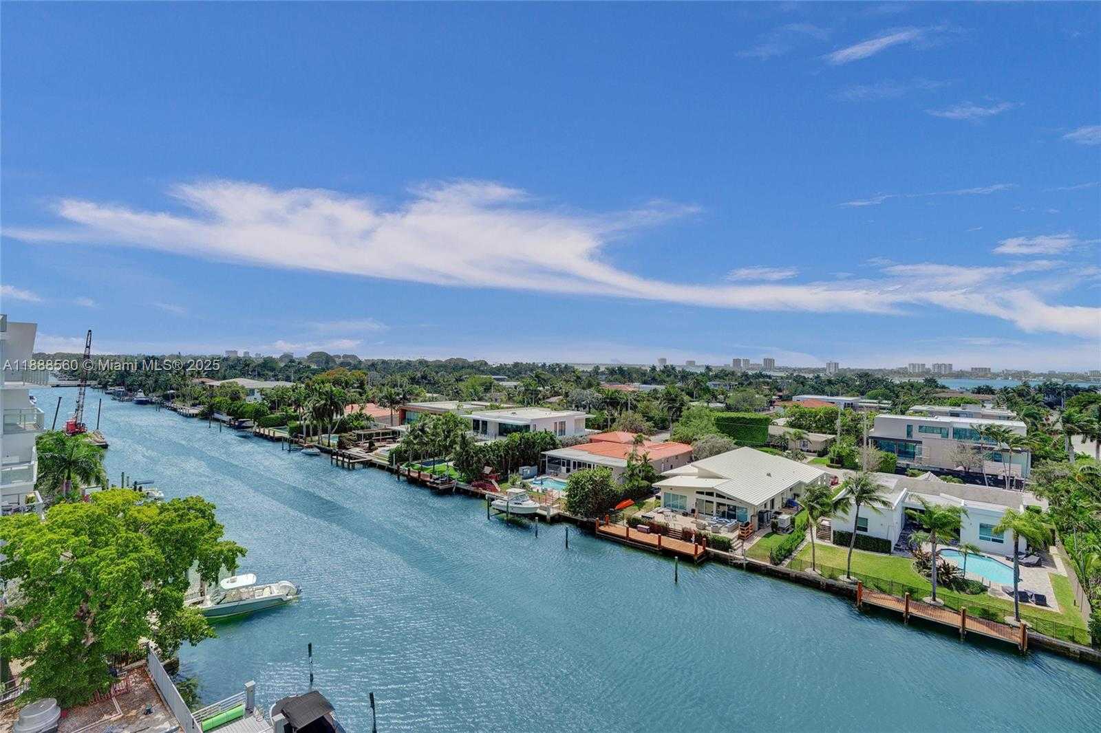 Small Image of 10000 WEST BAY HARBOR DR #PH23, Bay Harbor Islands Number 36