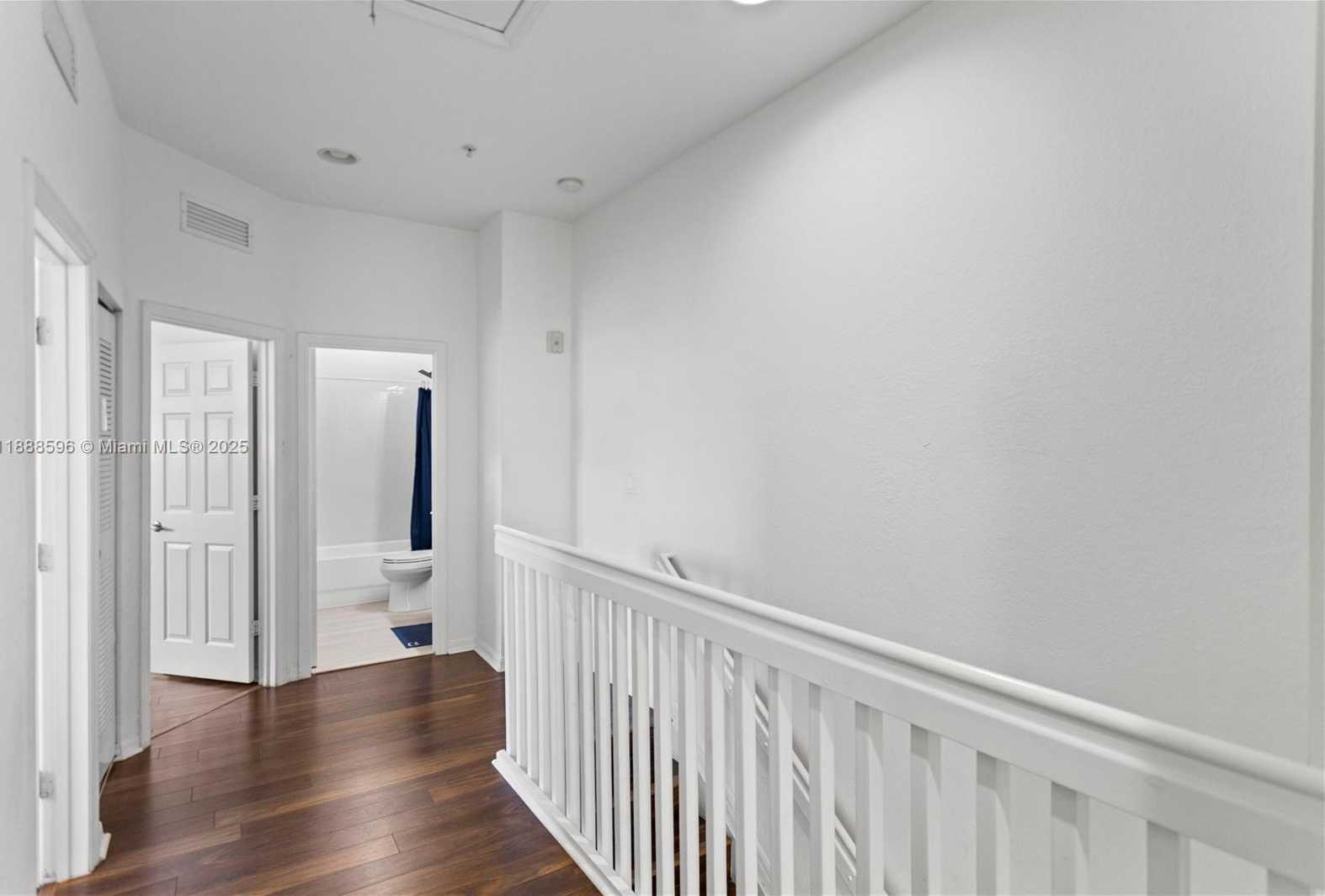 Small Image of 8999 NORTH WEST 107TH CT #216-1, Doral Number 31