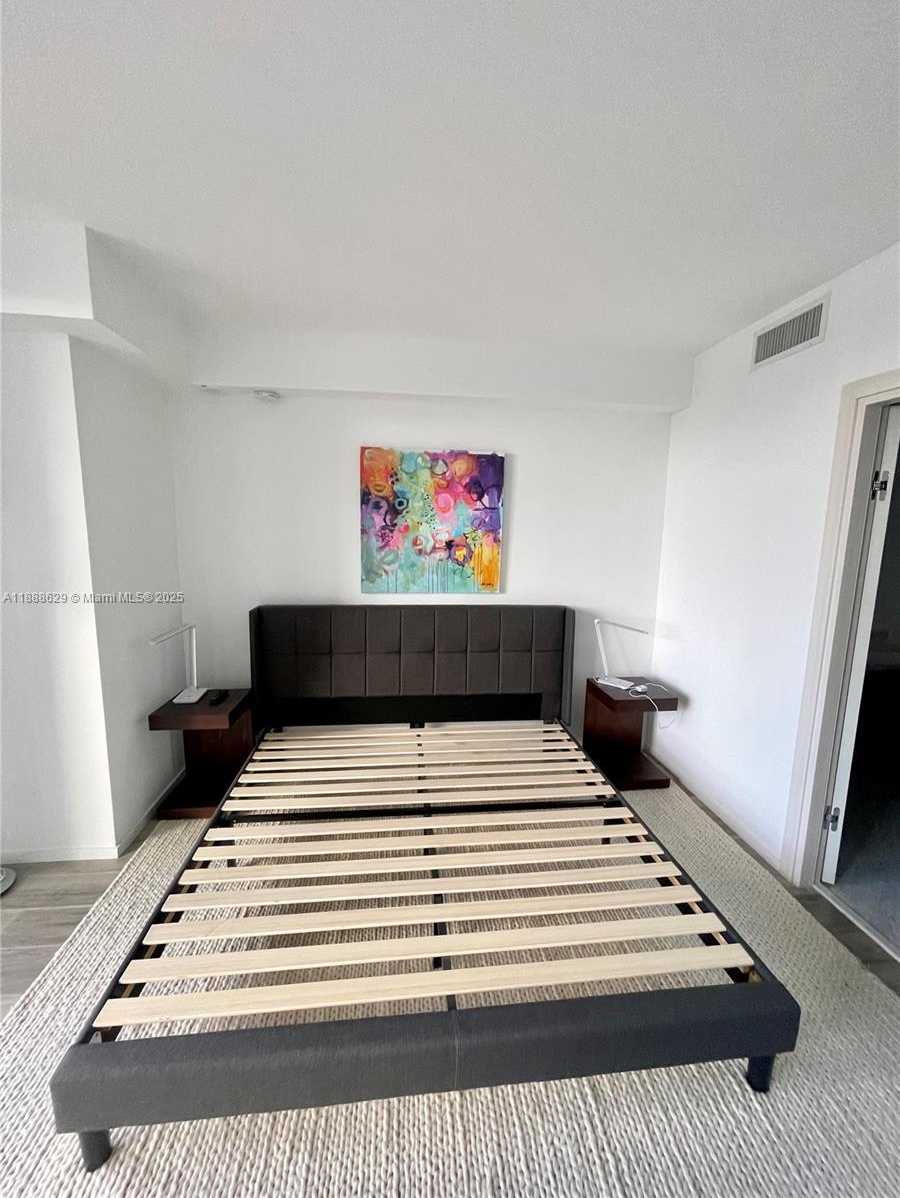 Small Image of 801 SOUTH MIAMI AVE #3304, Miami Number 10