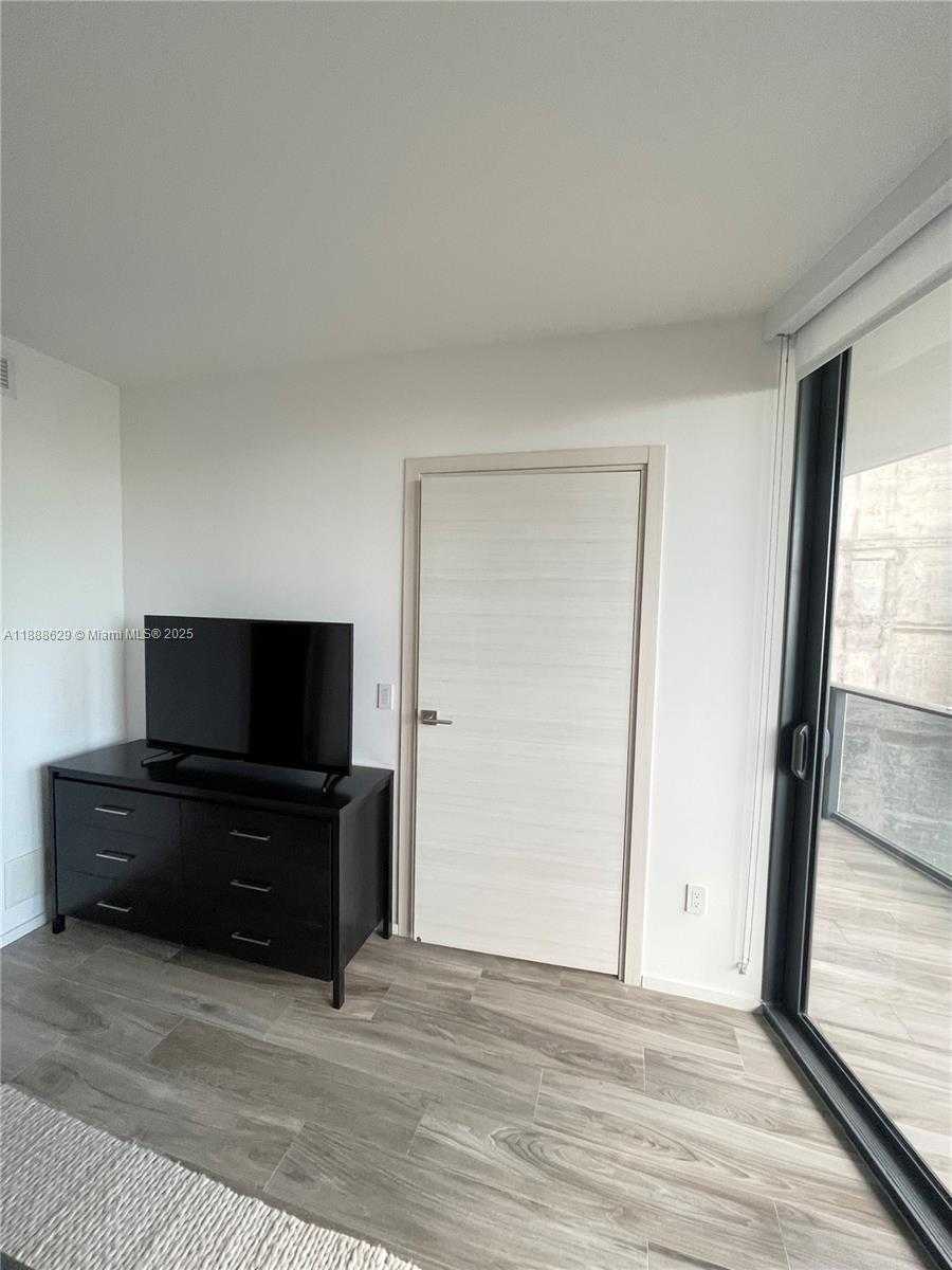 Small Image of 801 SOUTH MIAMI AVE #3304, Miami Number 12