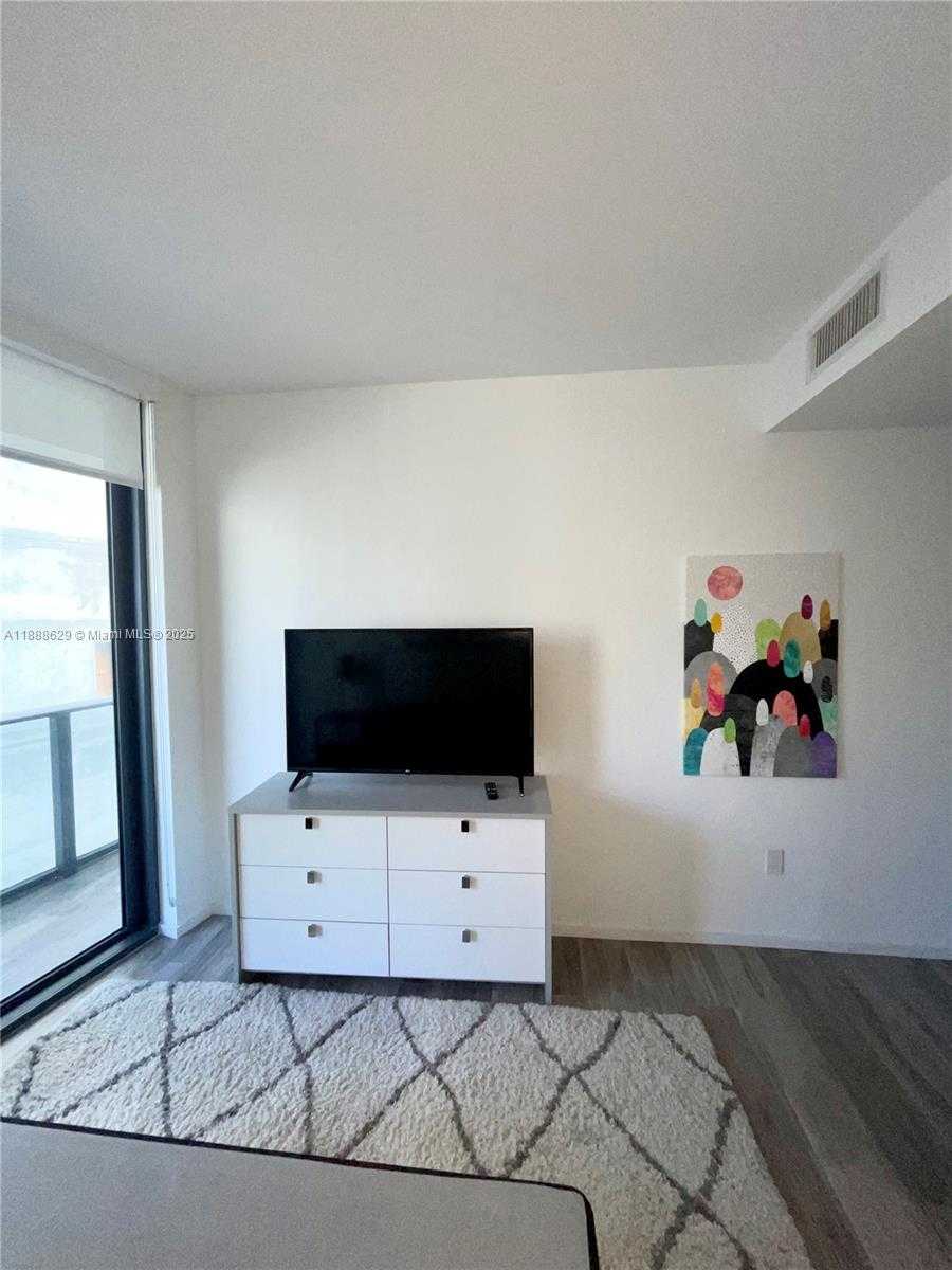 Small Image of 801 SOUTH MIAMI AVE #3304, Miami Number 15
