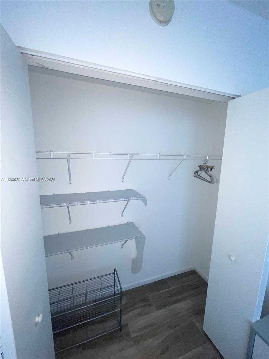 Small Image of 801 SOUTH MIAMI AVE #3304, Miami Number 16