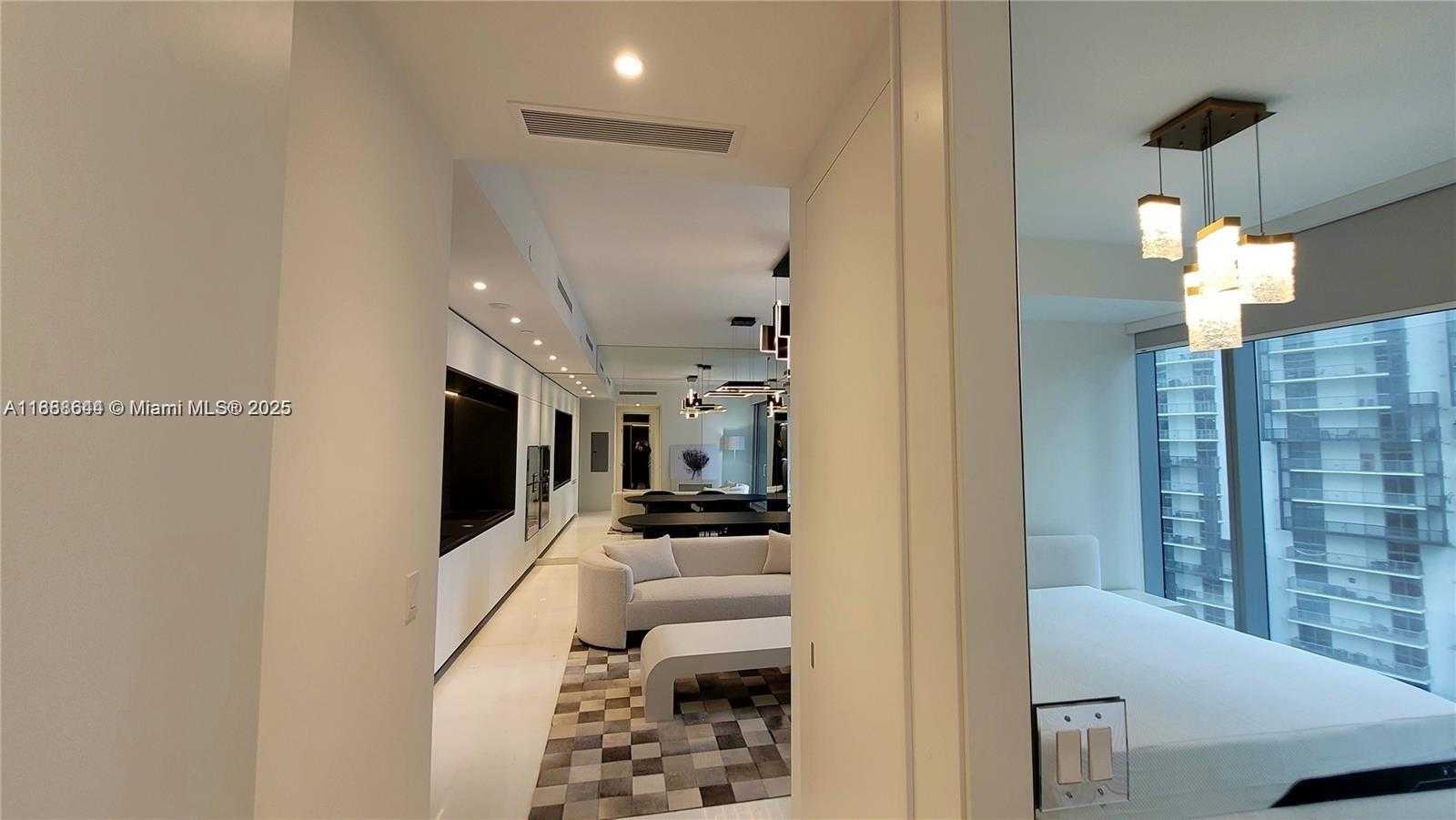 Small Image of 300 BISCAYNE BLVD WAY #2908, Miami Number 7