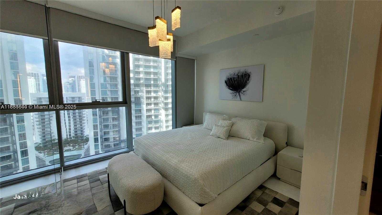 Small Image of 300 BISCAYNE BLVD WAY #2908, Miami Number 8