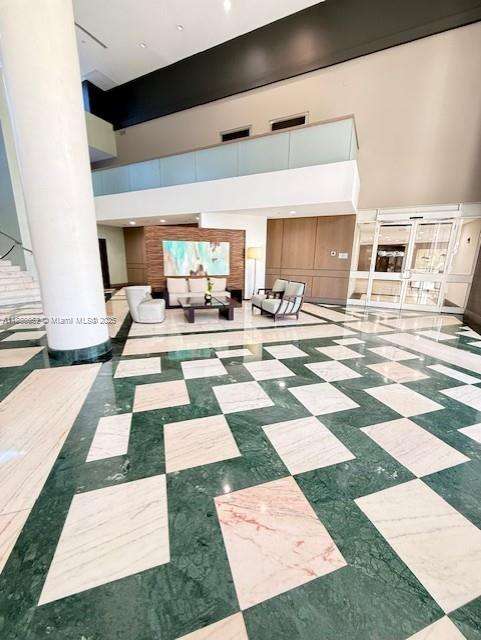 Small Image of Sunny Isles Beach Number 32