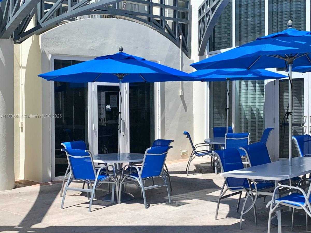 Small Image of Sunny Isles Beach Number 36