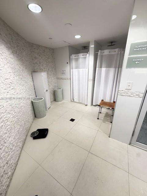 Small Image of Sunny Isles Beach Number 40