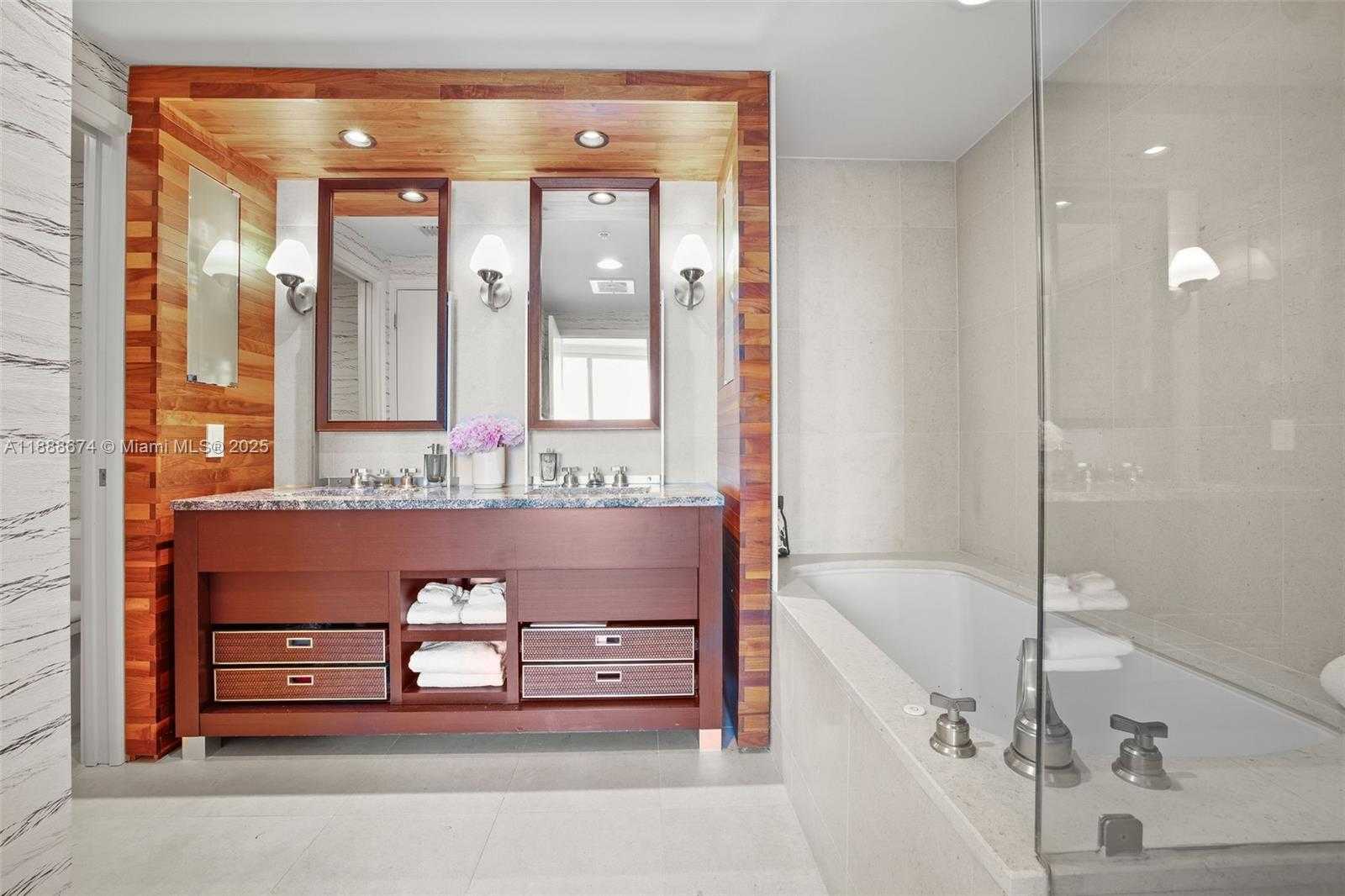 Small Image of 6899 COLLINS AVE #1610, Miami Beach Number 9