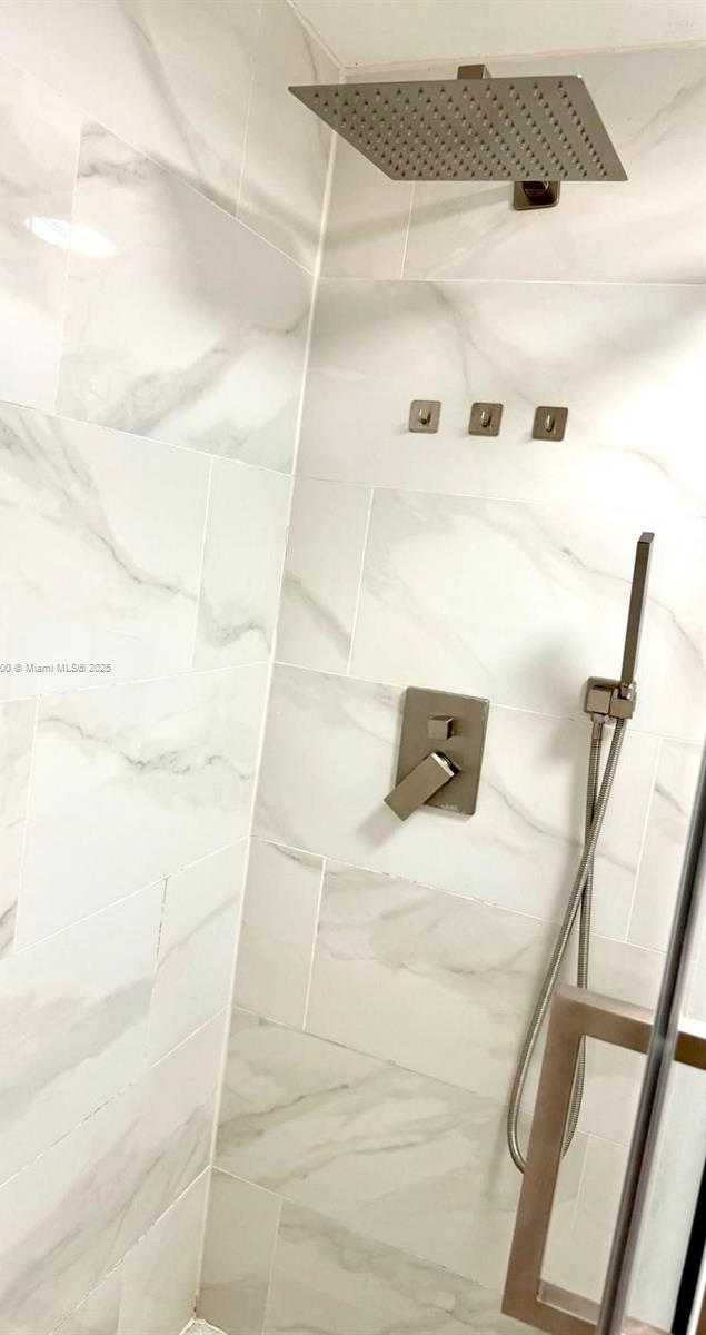 Small Image of 2680 76TH ST #104, Hialeah Number 14