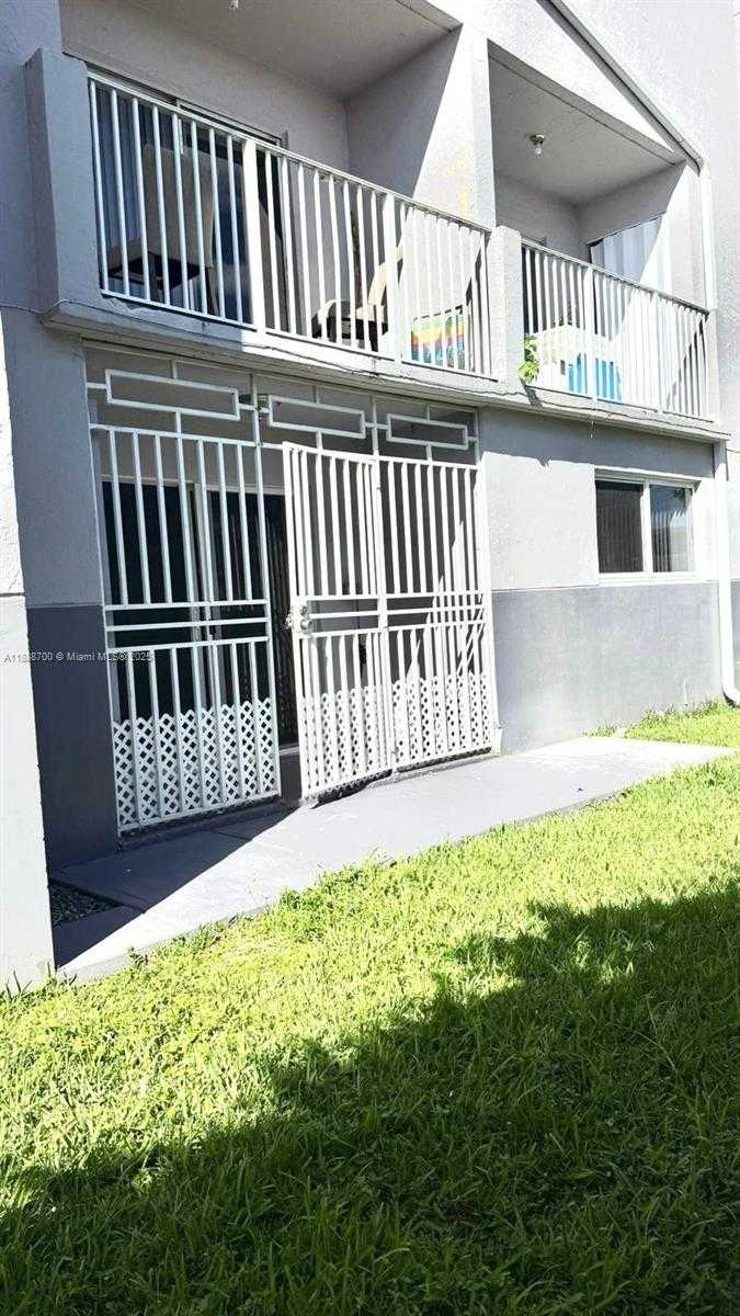Small Image of 2680 76TH ST #104, Hialeah Number 22