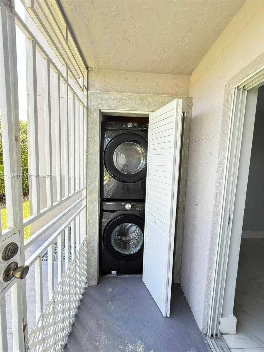 Small Image of 2680 76TH ST #104, Hialeah Number 34