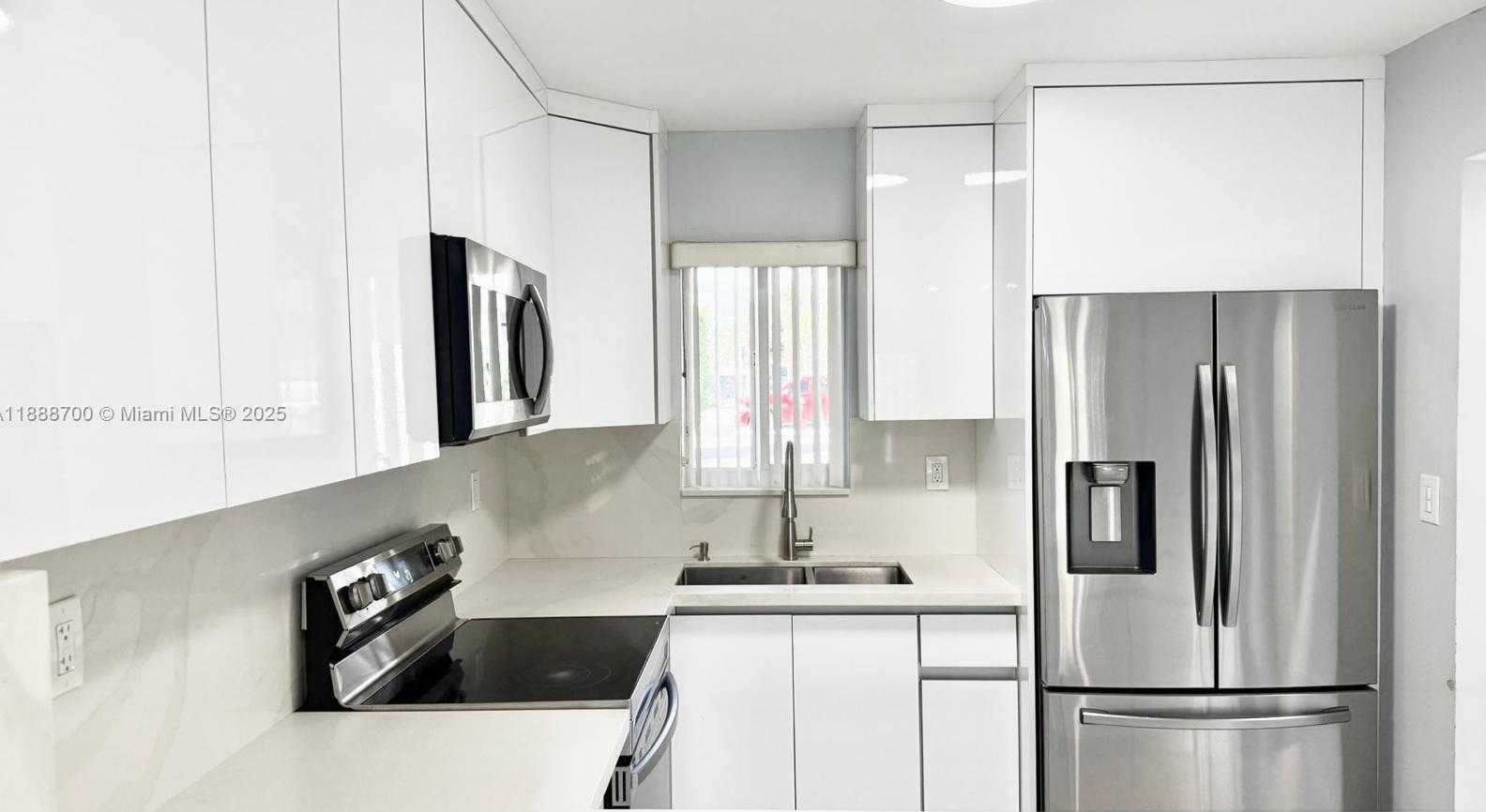 Small Image of 2680 76TH ST #104, Hialeah Number 4