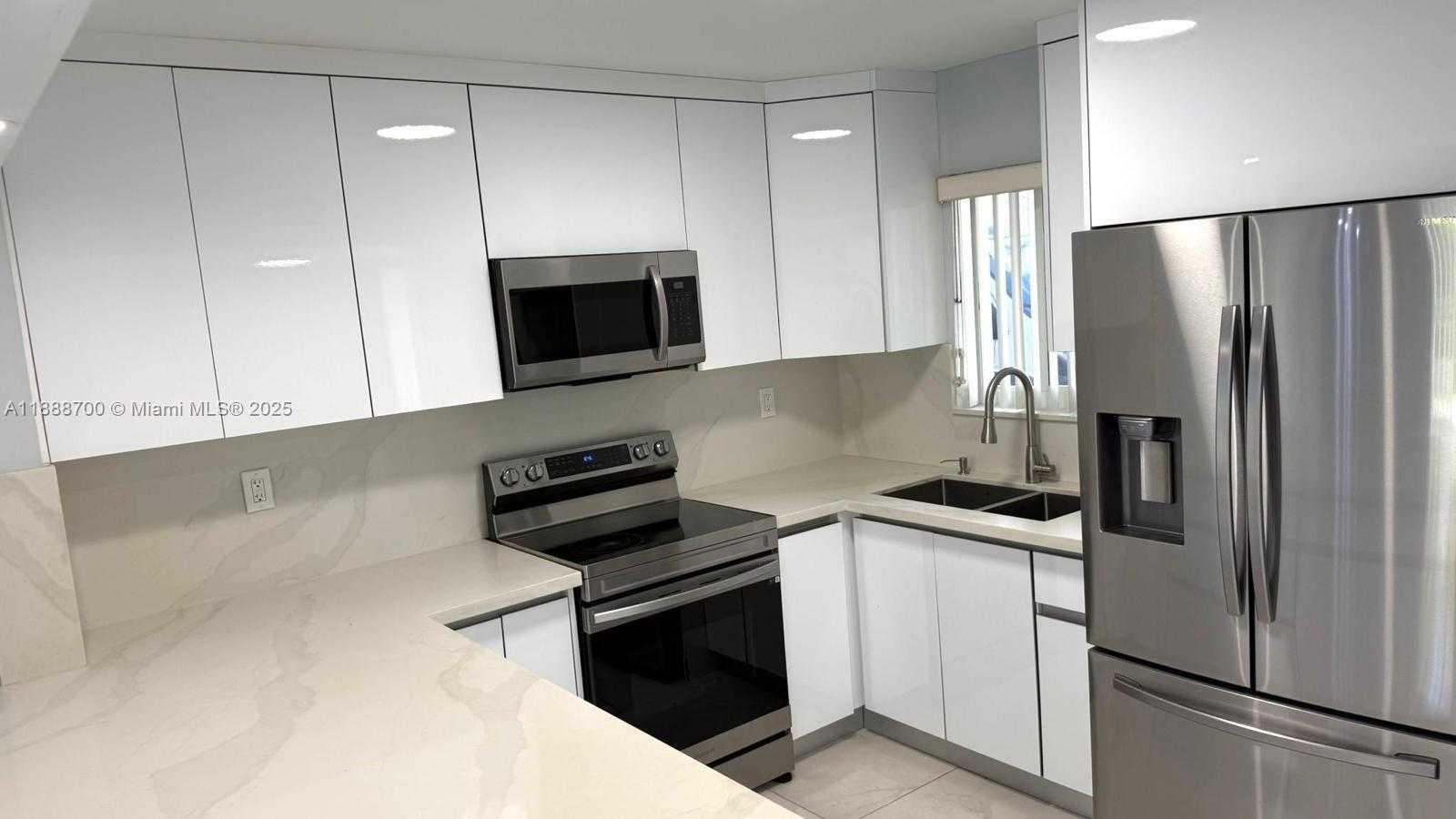 Small Image of 2680 76TH ST #104, Hialeah Number 6