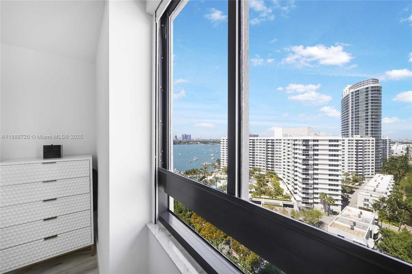 Small Image of 1330 WEST AVE #1503, Miami Beach Number 21