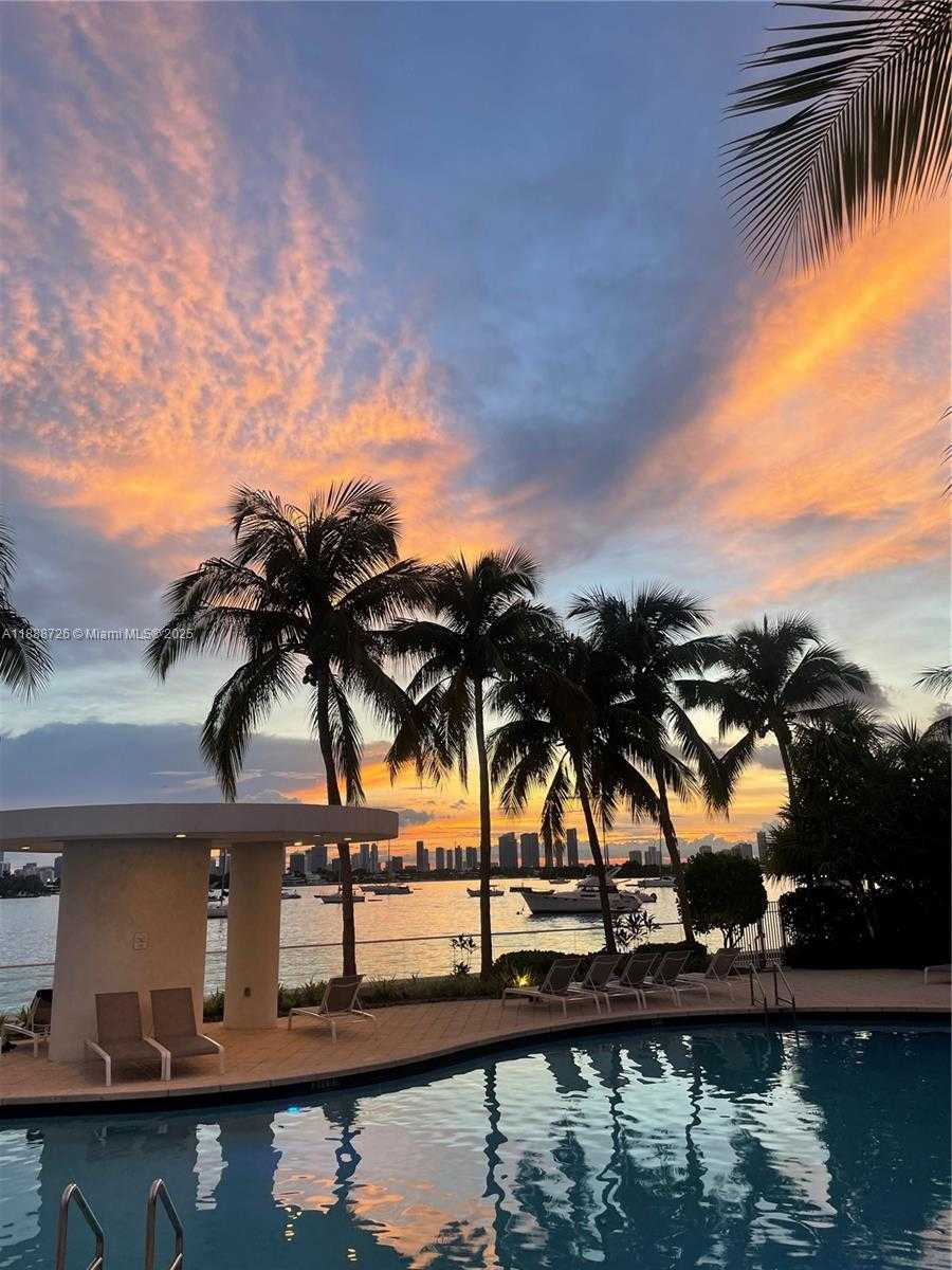 Small Image of 1330 WEST AVE #1503, Miami Beach Number 27