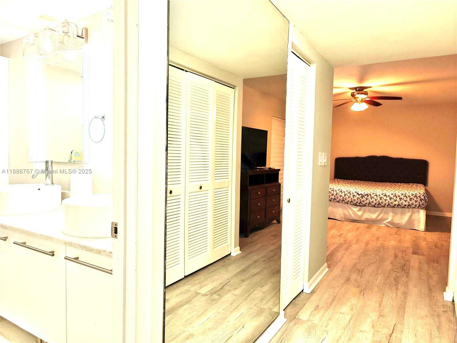 Small Image of 601 IVES DAIRY RD #101-8, Miami Number 2