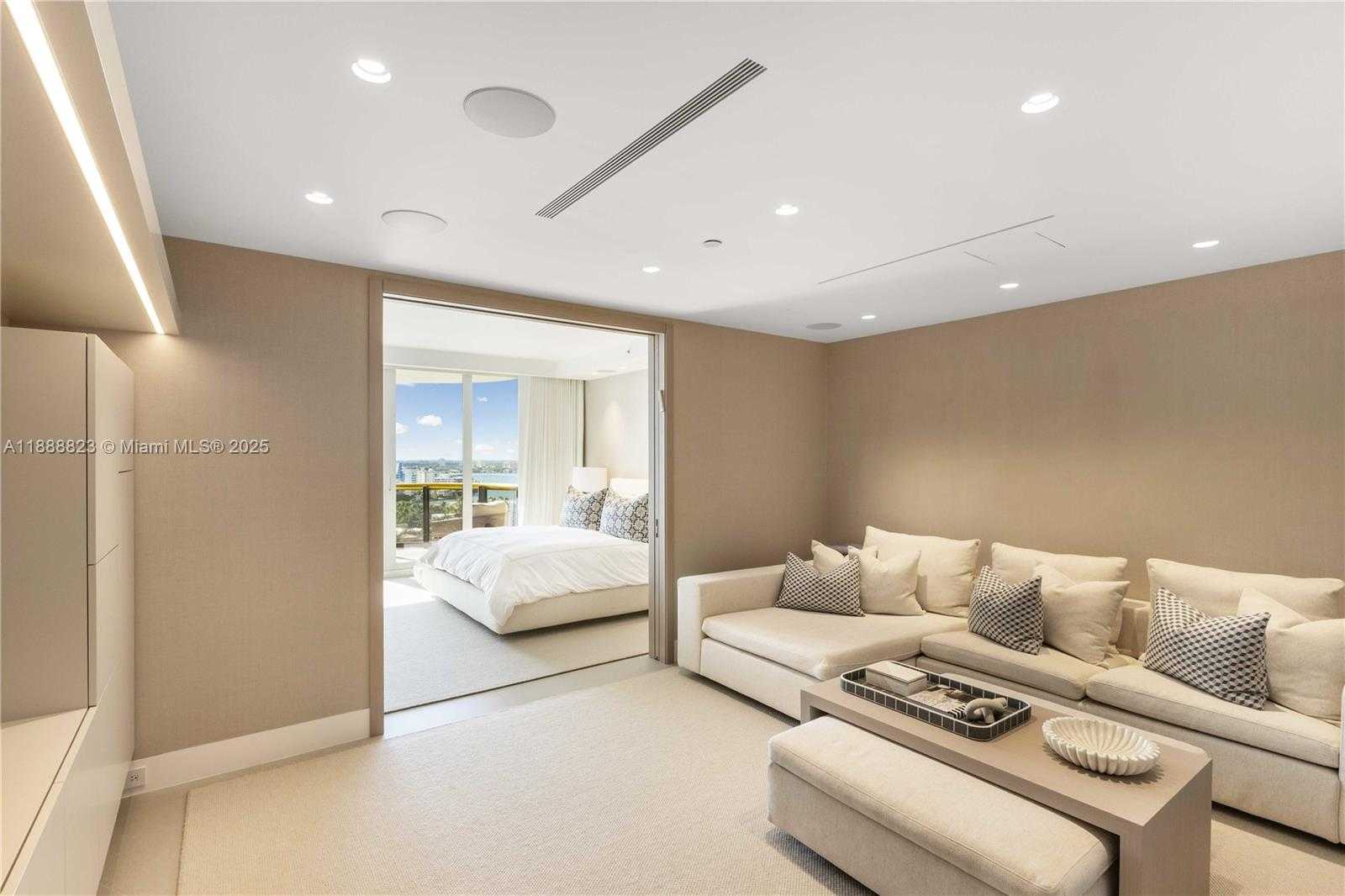 Small Image of 9999 COLLINS AVE #19K, Bal Harbour Number 26
