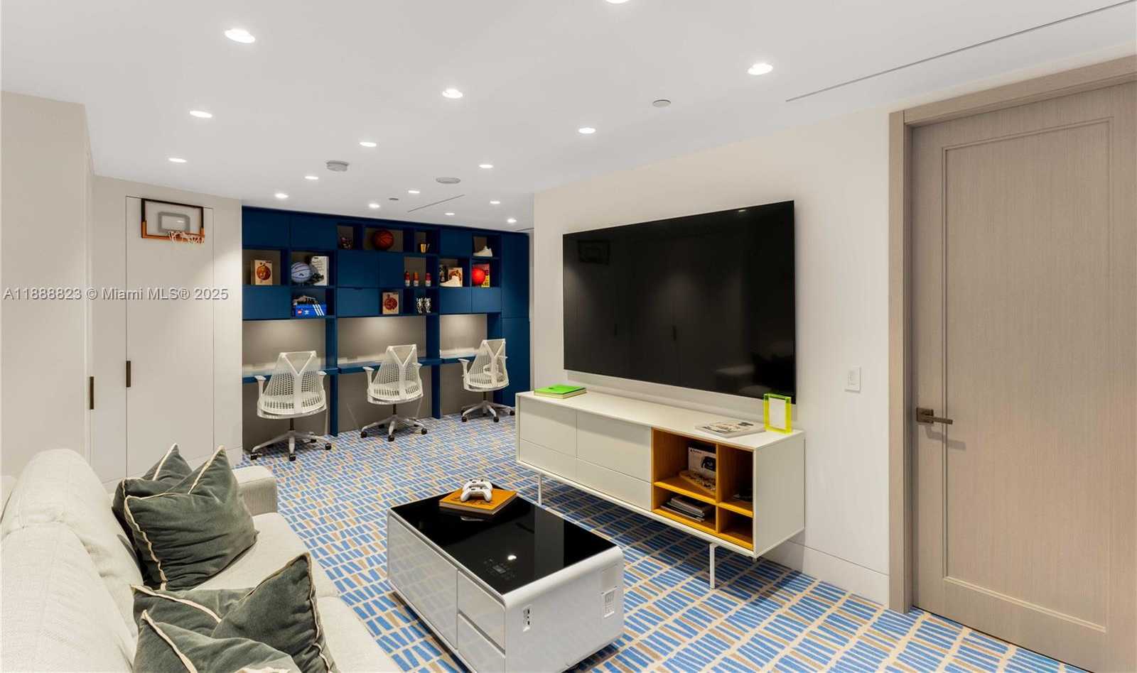 Small Image of 9999 COLLINS AVE #19K, Bal Harbour Number 34