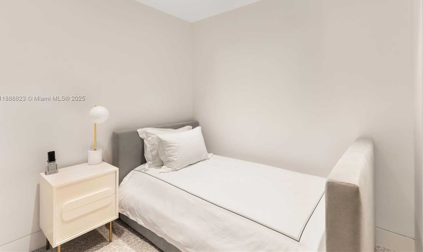 Small Image of 9999 COLLINS AVE #19K, Bal Harbour Number 38