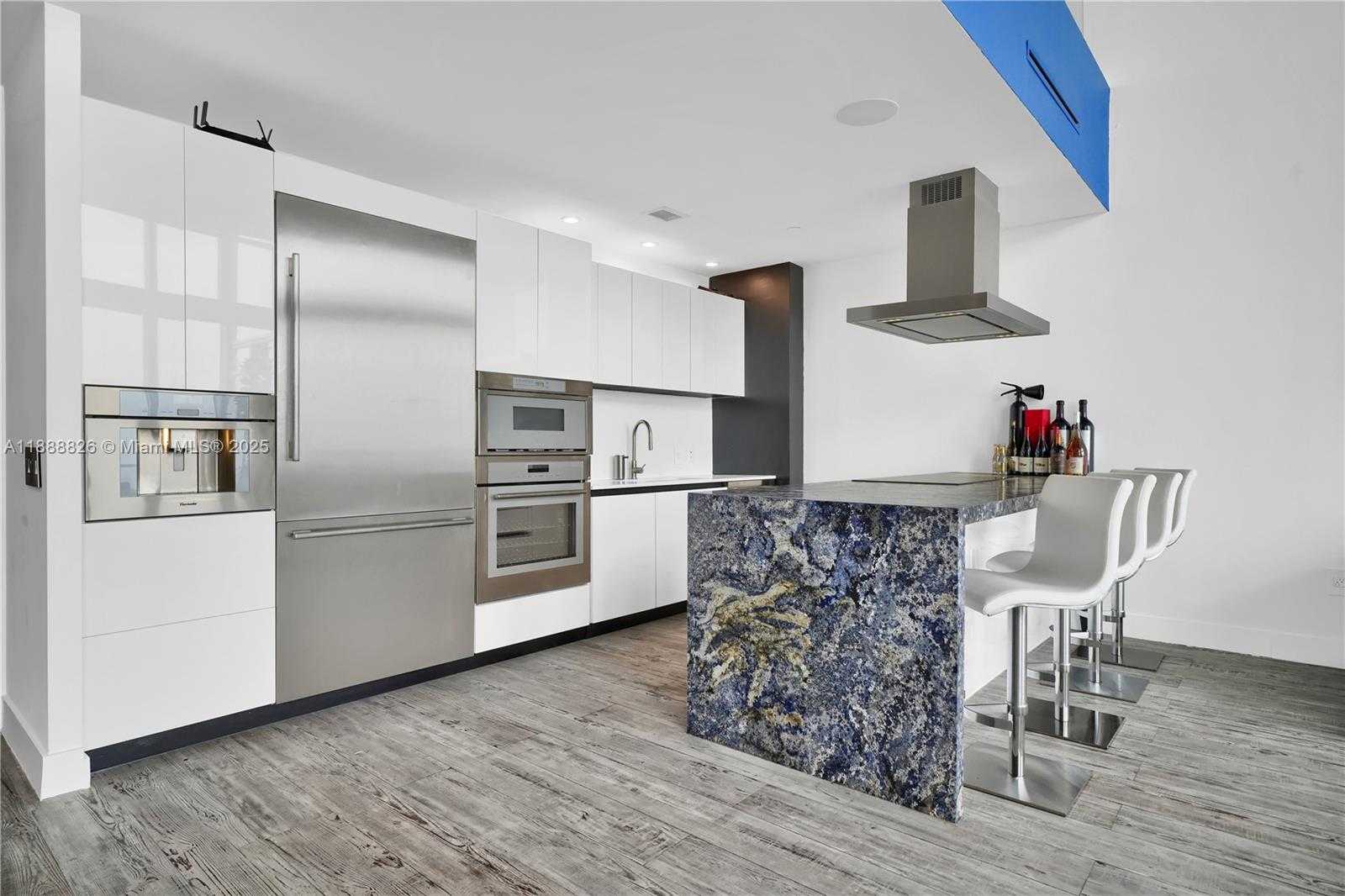 Small Image of 1100 BISCAYNE BLVD #PH6302, Miami Number 19