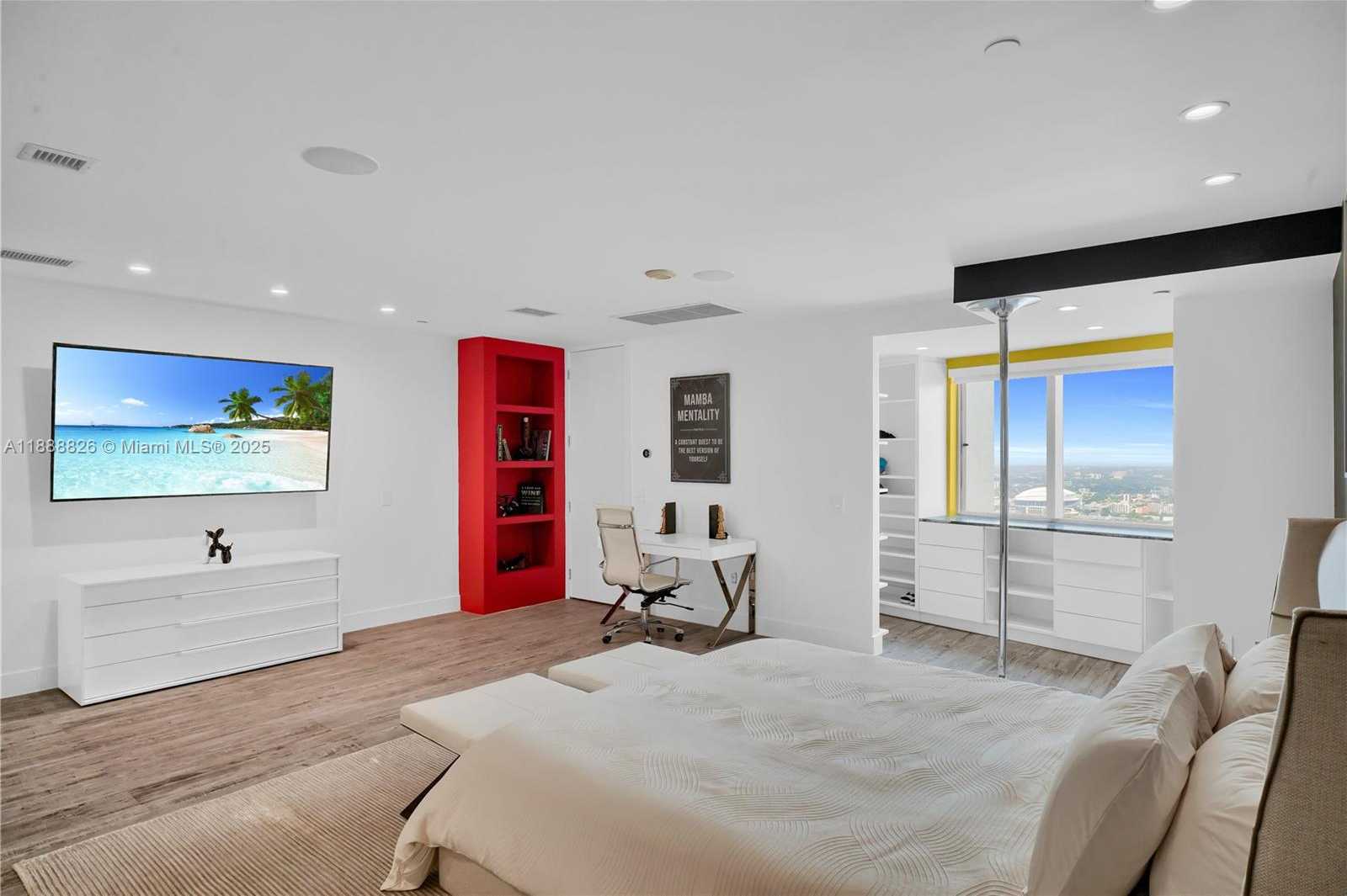 Small Image of 1100 BISCAYNE BLVD #PH6302, Miami Number 28