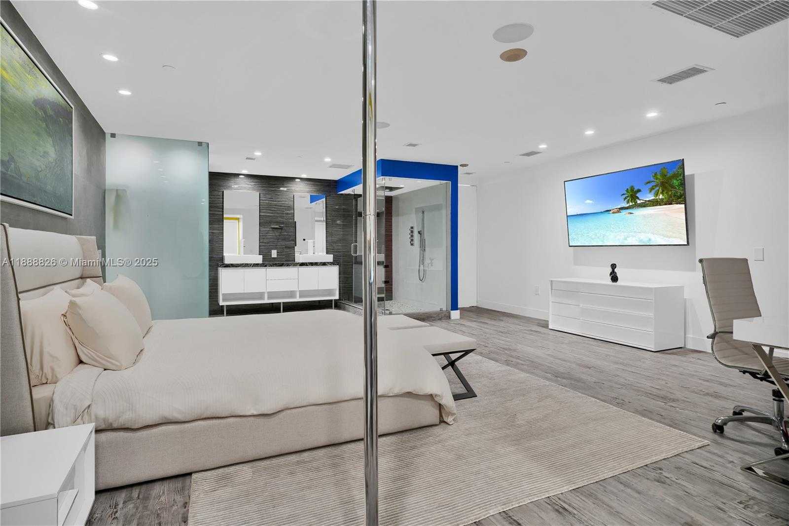 Small Image of 1100 BISCAYNE BLVD #PH6302, Miami Number 35